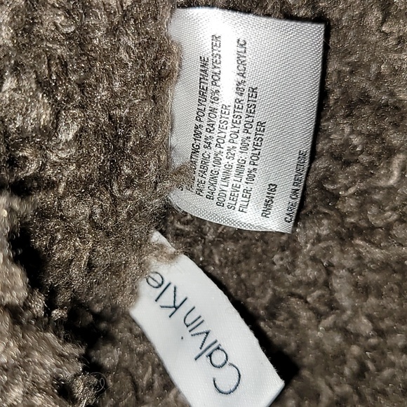 Calvin Klein. Faux-leather. Faux-fur Liner. Heavyweight. Motorcycle-style. Large - Picture 3 of 15